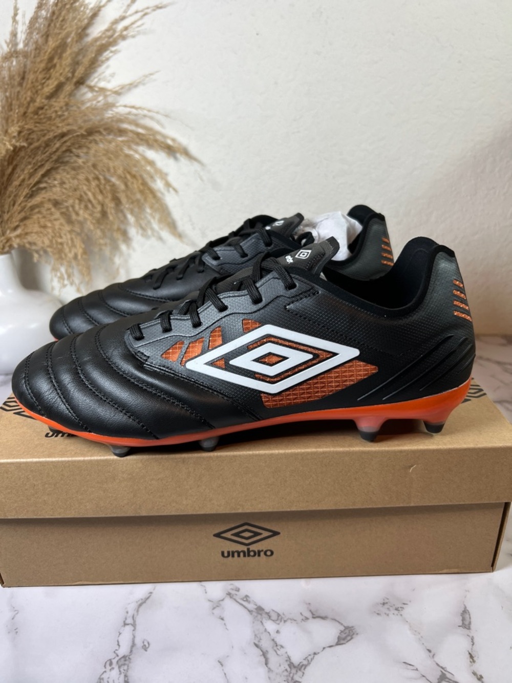 Umbro Umbro Men's Tocco 4 Premier FG Soccer Cleat Size 11